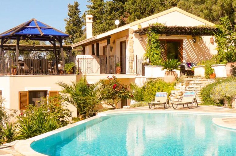 A luxurious holiday villa in Corfu