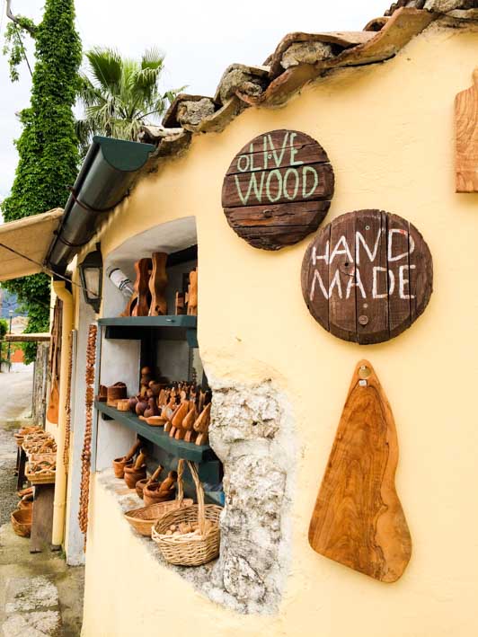 Explore olive wood shops